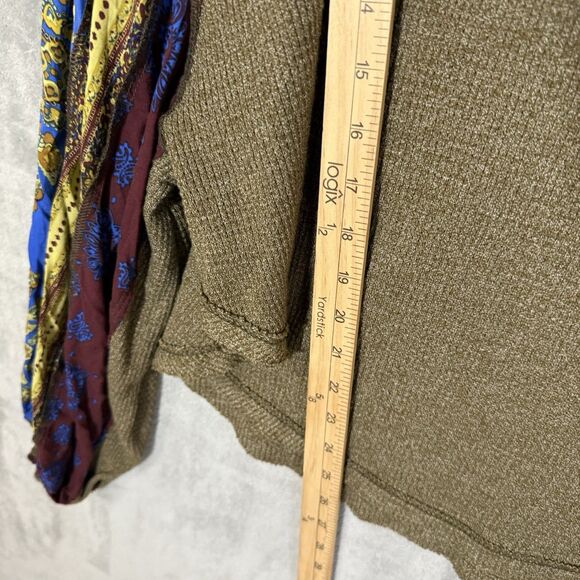 Free People We  The Free Top M Blossom Thermal Boho Green Patchwork Sleeves - Picture 6 of 8